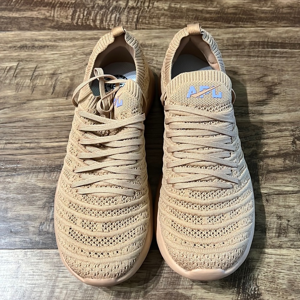 New APL Women's TechLoom Wave